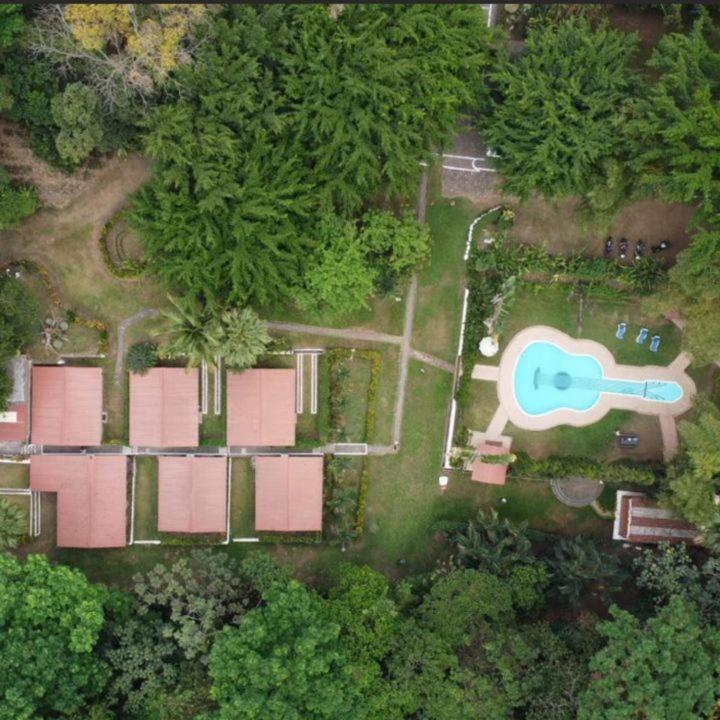 Arcadia Cabanas Vacacionales Retalhuleu Exteriör bild