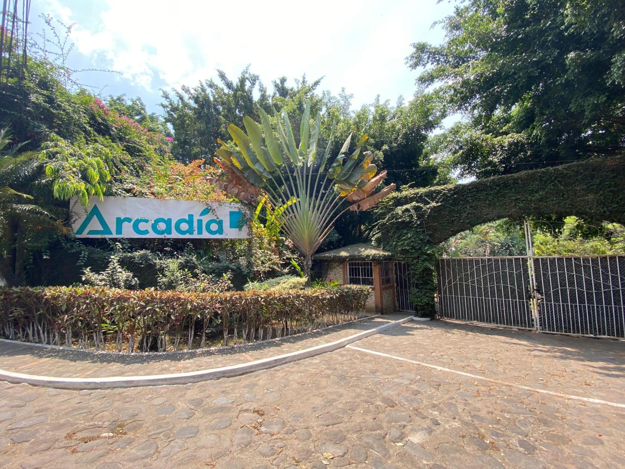 Arcadia Cabanas Vacacionales Retalhuleu Exteriör bild