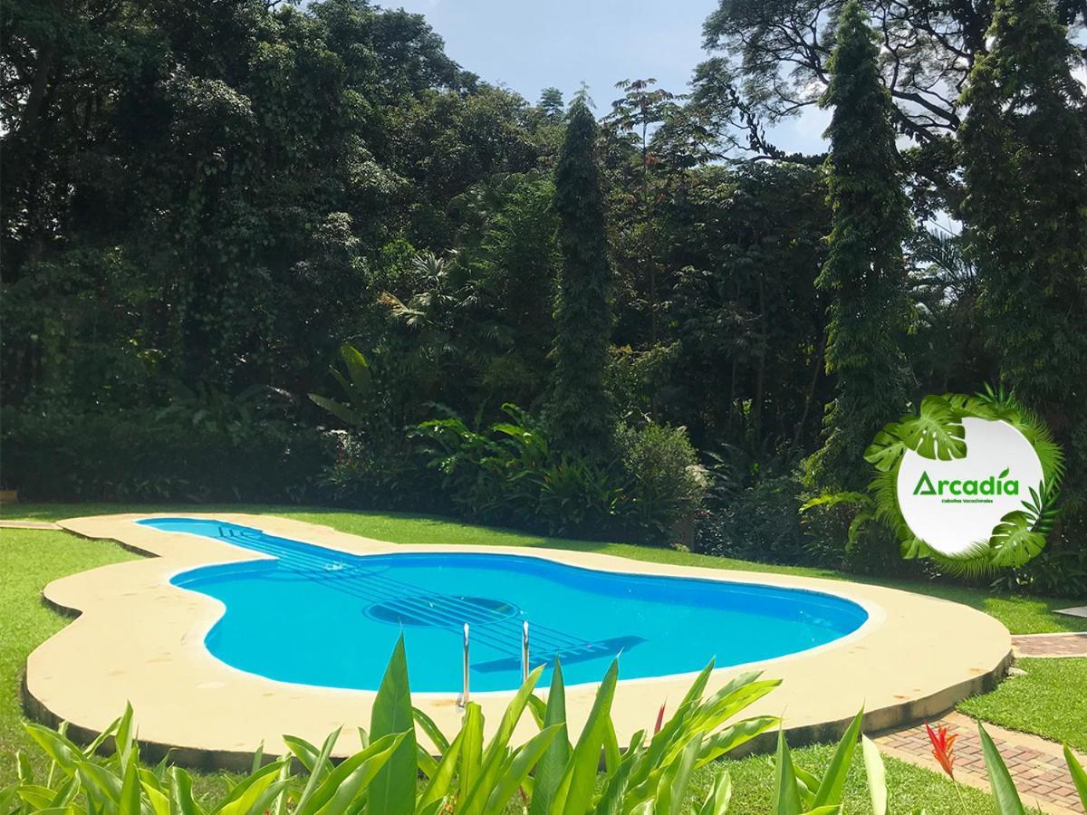 Arcadia Cabanas Vacacionales Retalhuleu Exteriör bild